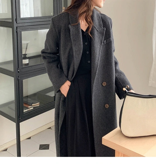 A high-end, elegant off-the-shoulder suit, and a niche French mid-length women's jacket-Black